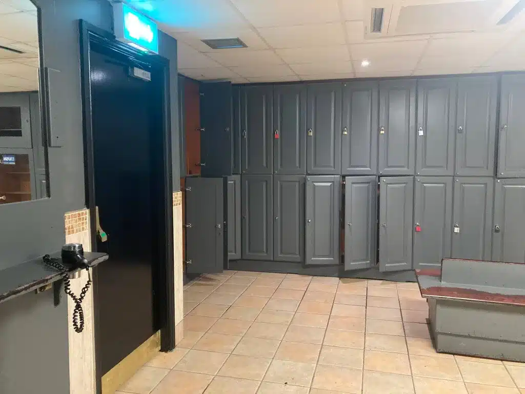365 Gym Changing Rooms 2